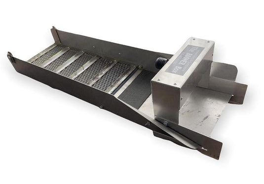Boomer Box for Hand Dredge