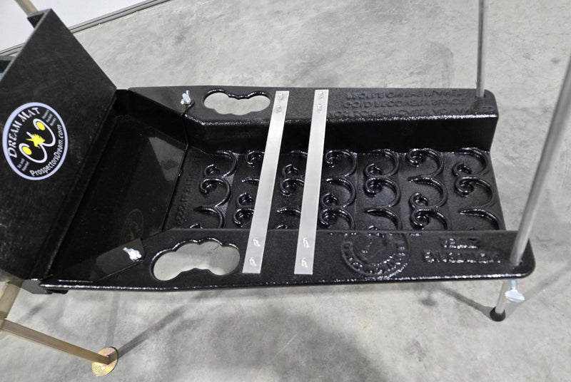 Load image into Gallery viewer, Gold Cube Thermo Flare Tail-Gater with Expedition Sluice
