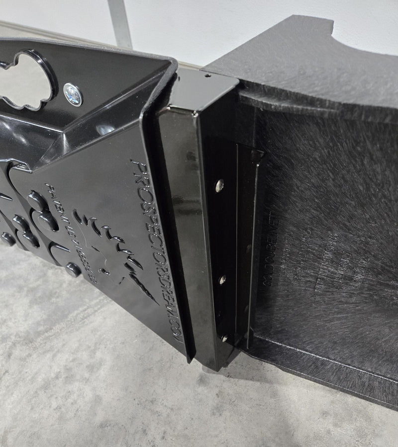 Load image into Gallery viewer, Gold Cube Thermo Flare Tail-Gater with Expedition Sluice
